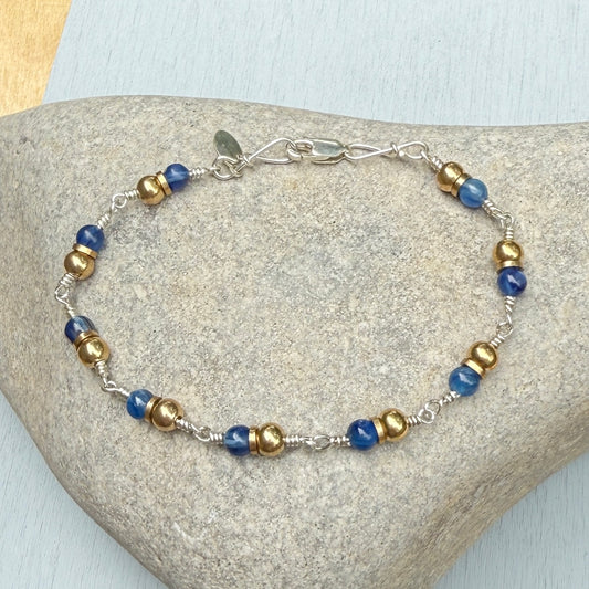 apatite connections bracelet