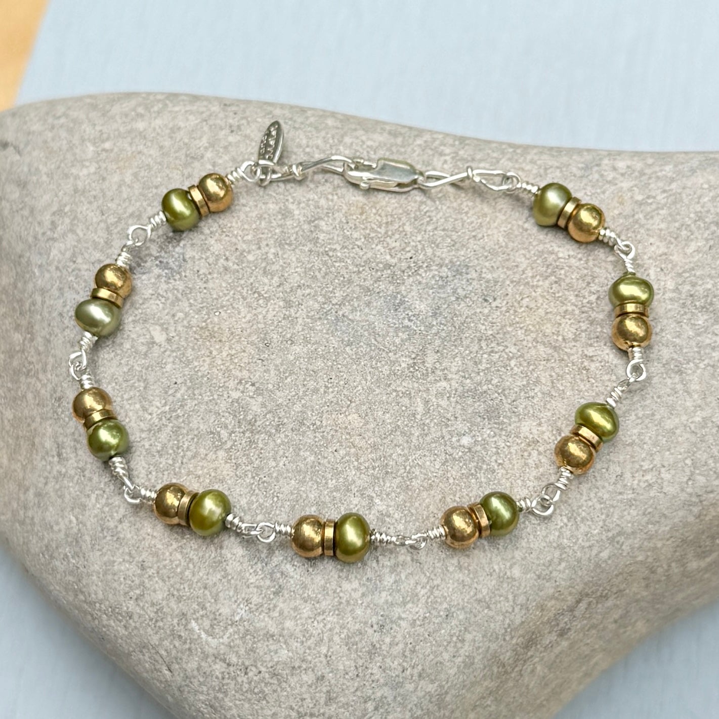 green pearl connections bracelet