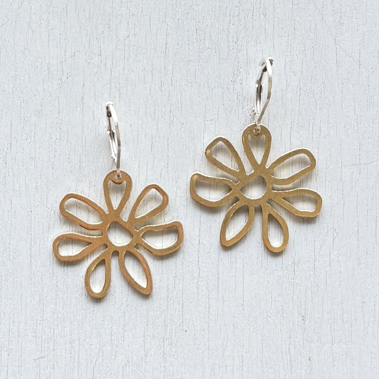 flower power earrings