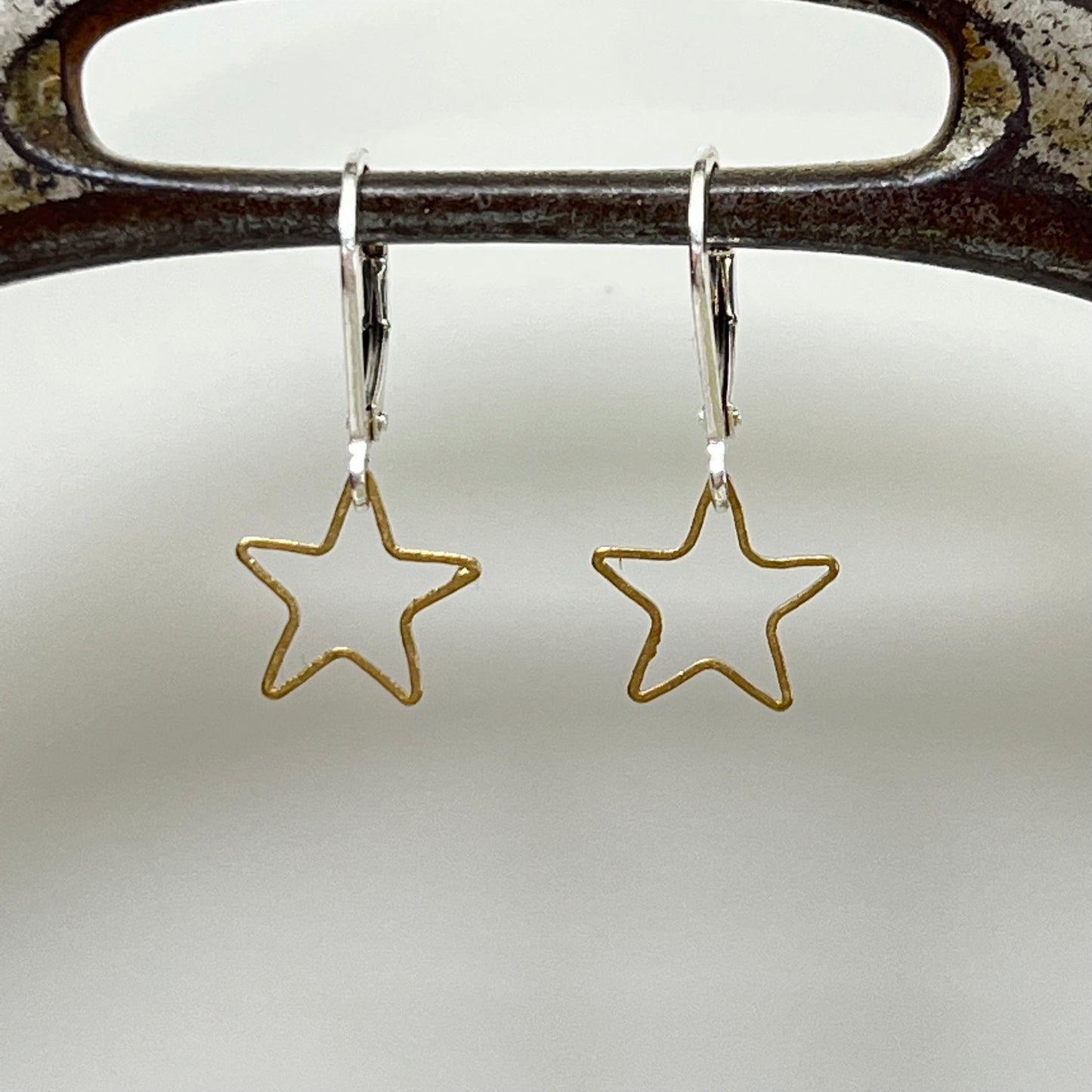 tiny stars earrings
