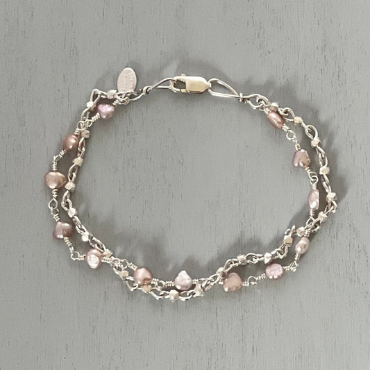 signature grey pearl bracelet