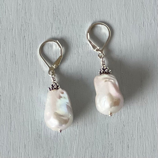 illustrious baroque earrings